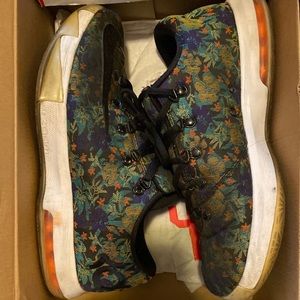 KD 6 ext floral